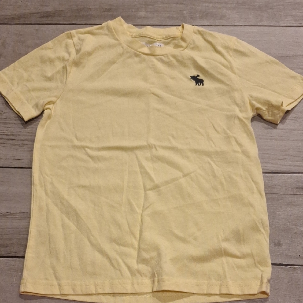 🍁Abercrombie Kids Soft Yellow Tshirt💐